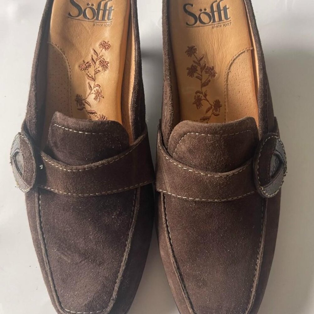 Brand New Sofft Chocolate Brown Suede Pump Loafers (Size 6)